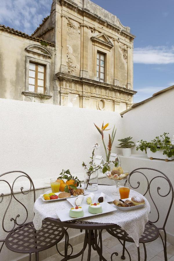 Nicotera Apartment Noto Exterior foto