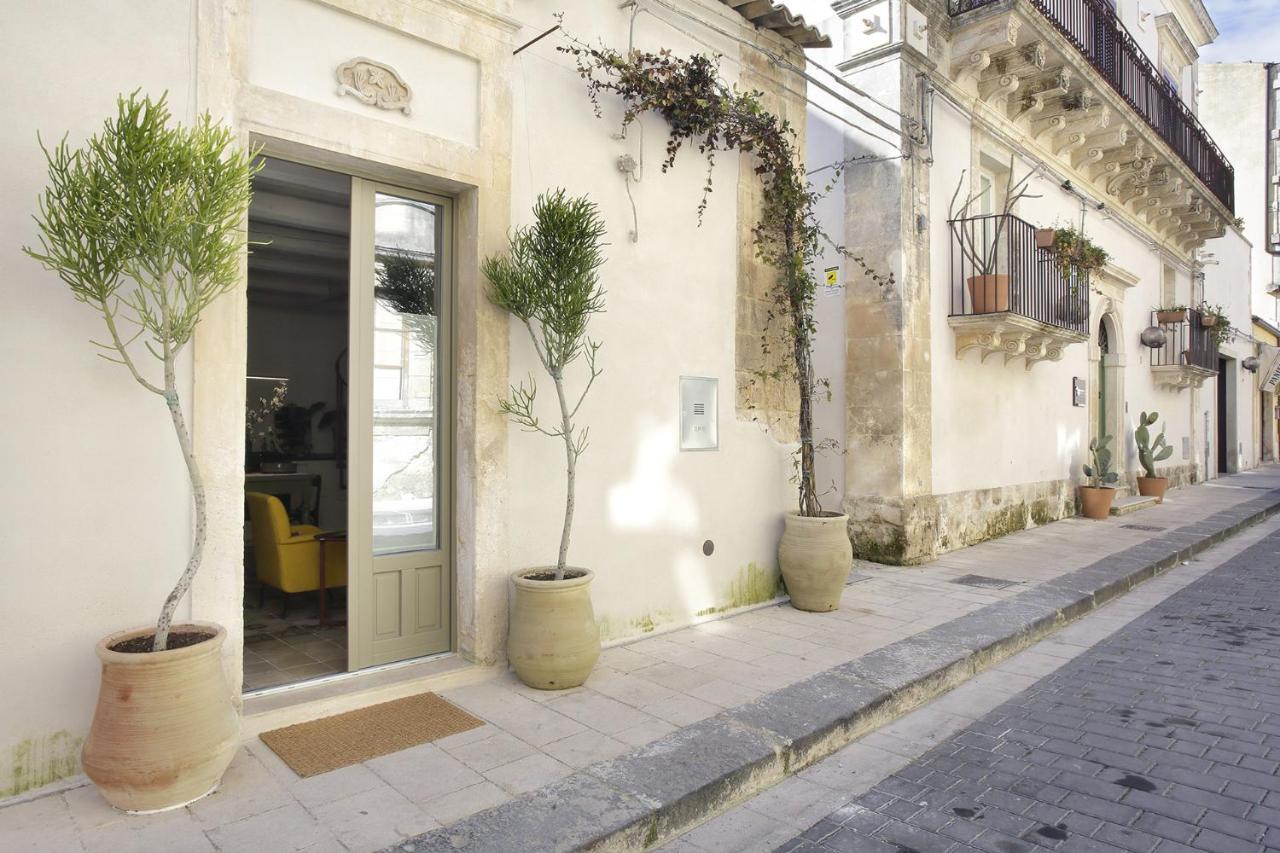 Nicotera Apartment Noto Exterior foto